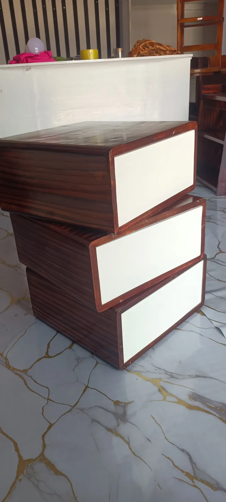 ✨ক্লাসিক বেড সাইড টেবিল  🛏️ 3